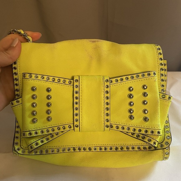 Rebecca Minkoff Bow Studded Shoulder Crossbody Bag Purse Neon Yellow Chain Strap - Picture 2 of 15